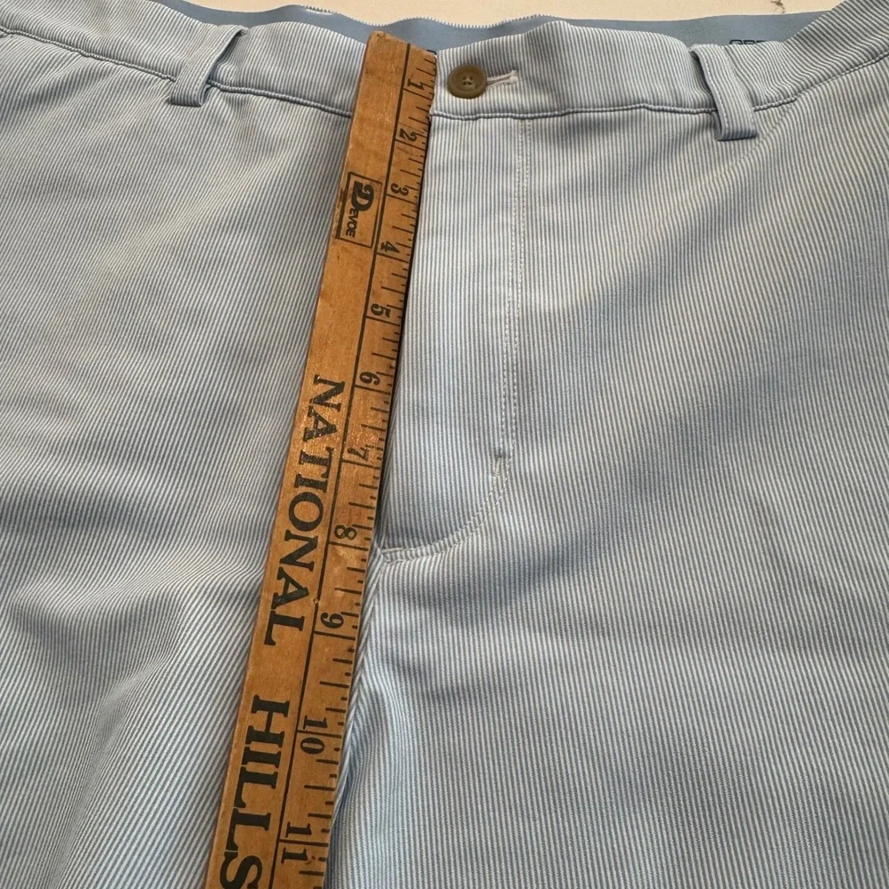 Greg Norman Mens Blue White Striped‎ Golf Shorts Size 38 Performance Stretch